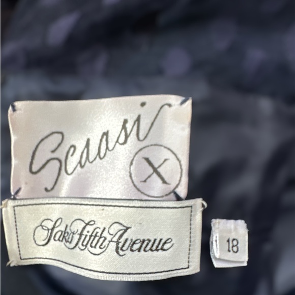 Vintage Scaasi (X)Saks Fifth Avenue SZ 18 ball gown -exquisite craftsmanship - Picture 13 of 14